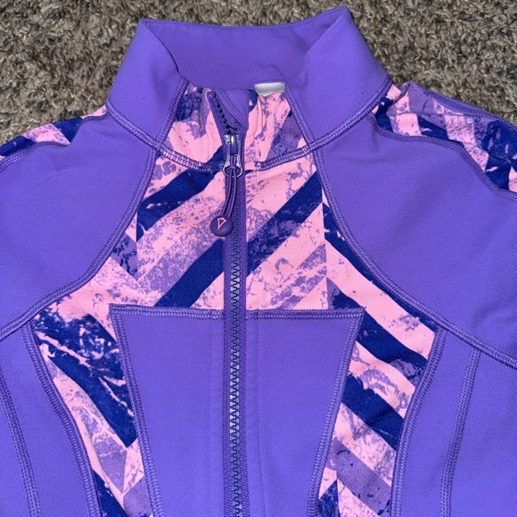 Ivivva  jacket size 10 - Picture 3 of 7